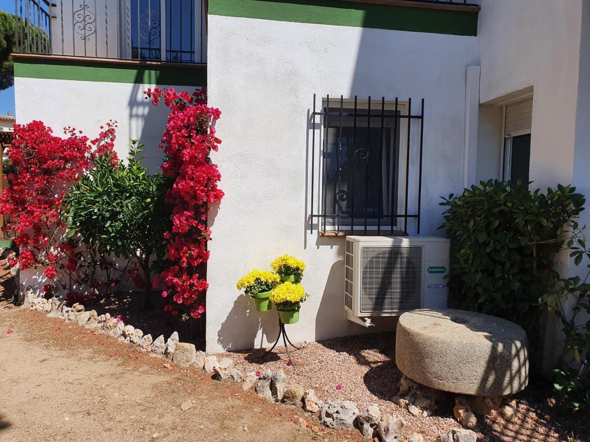 Apartaments Les Roques Platja d'Aro Exterior photo